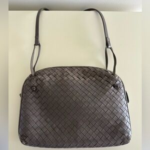 Vintage Bottega Veneta Gray Woven Shoulder Bag